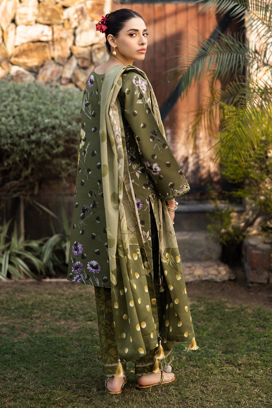 BIN NAEEM ORCHID LAWN