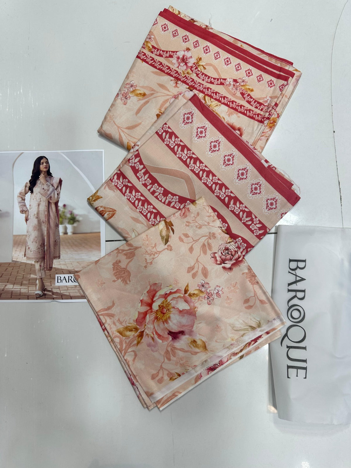 Baroque Linen Allover 3 Piece
