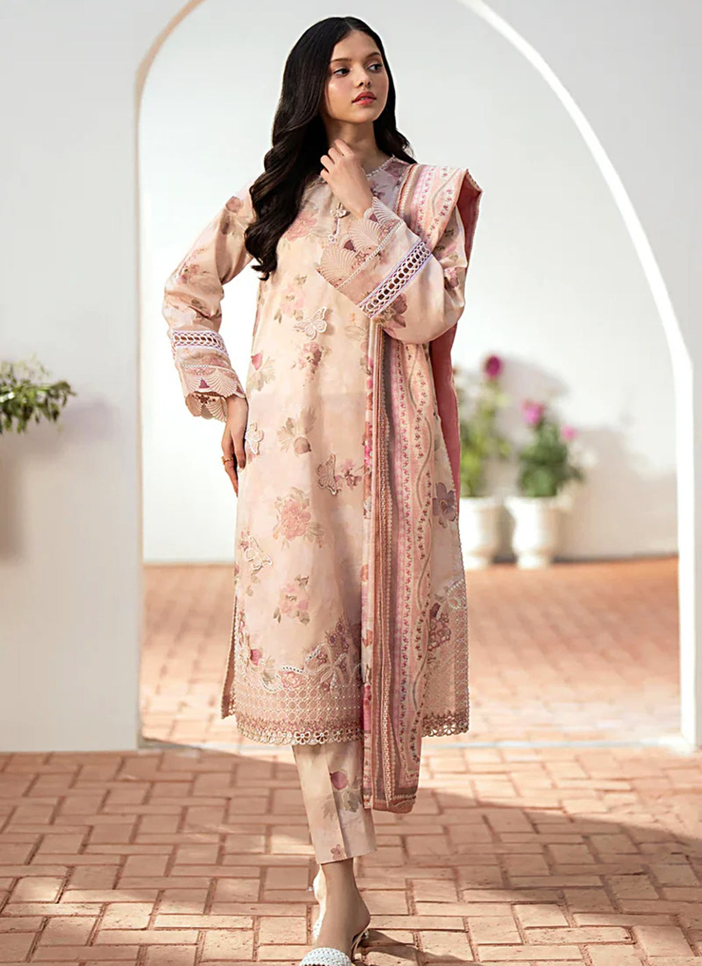Baroque Linen Allover 3 Piece