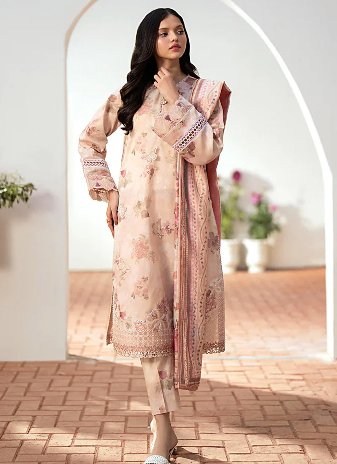 Baroque Linen Allover 3 Piece